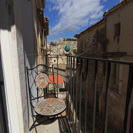 Il Sentiero Dell'Itria - Camere Con Vista Ragusa Exterior photo