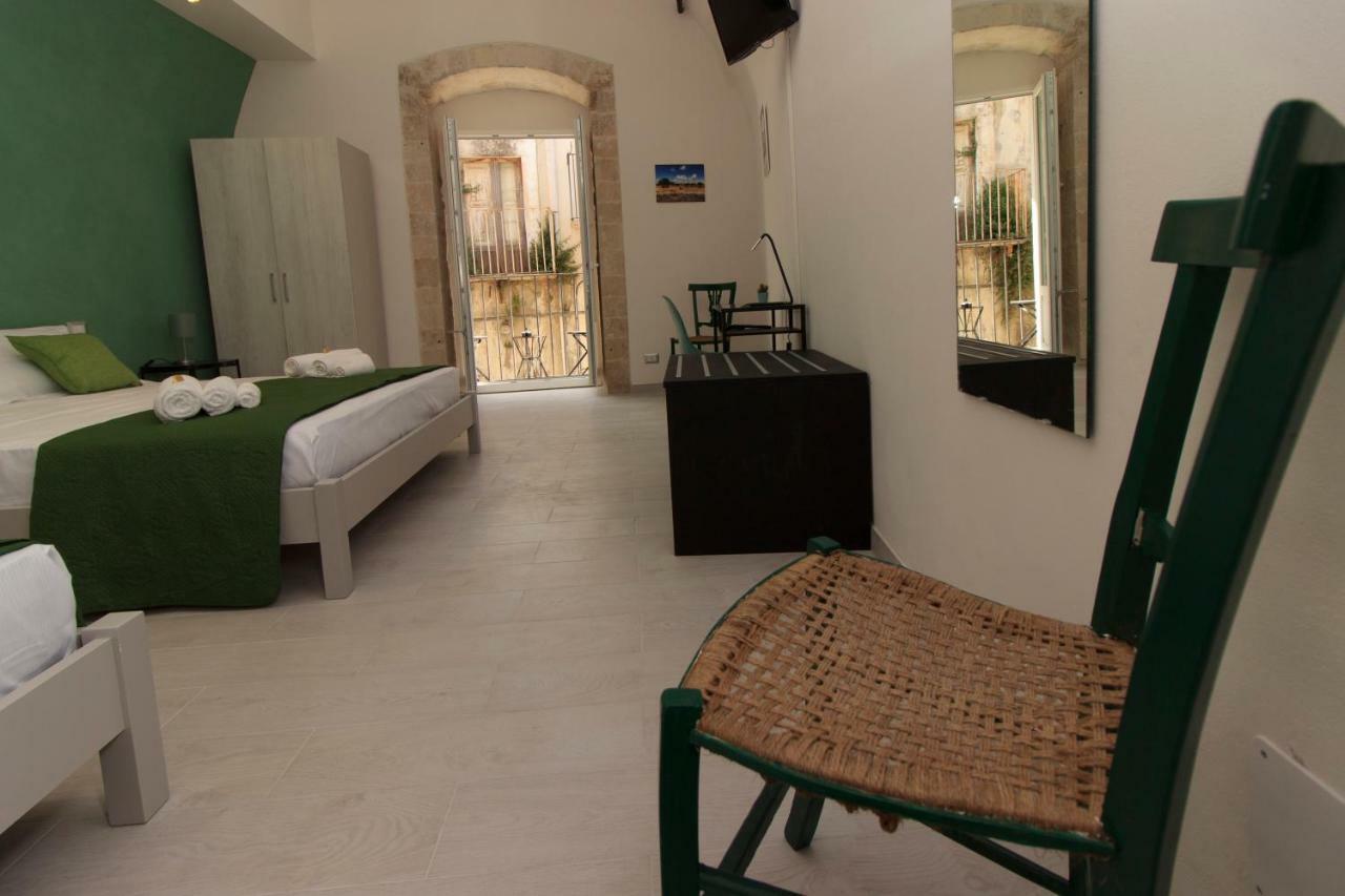 Il Sentiero Dell'Itria - Camere Con Vista Ragusa Exterior photo