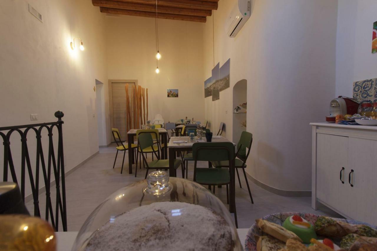 Il Sentiero Dell'Itria - Camere Con Vista Ragusa Exterior photo
